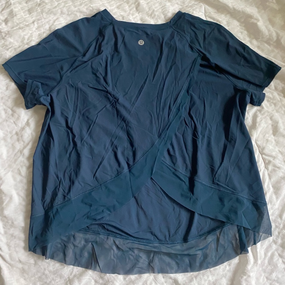 Lululemon cross back top